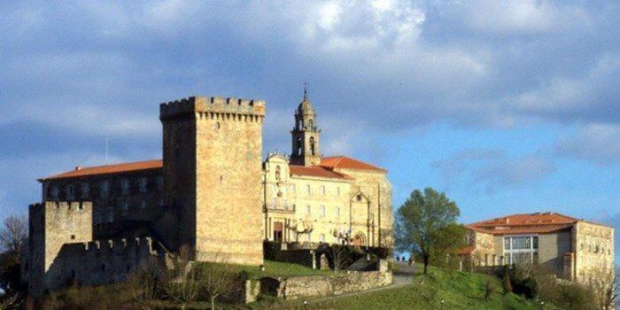 Apartamento de 4 habitaciones en el Centro de Monforte Monforte De Lemos Exterior foto
